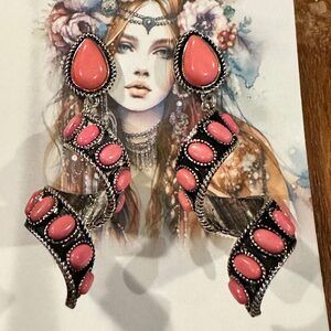 Boho Hippie Chic Peachy Dreams Teardrop Western Dangle Earrings, Ships in Gift‎